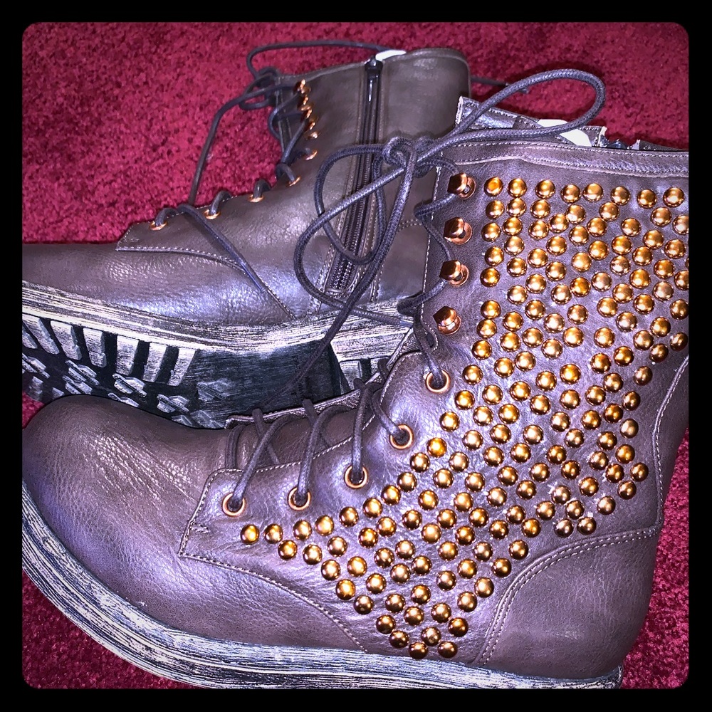 Brown leather combat boots NWOT